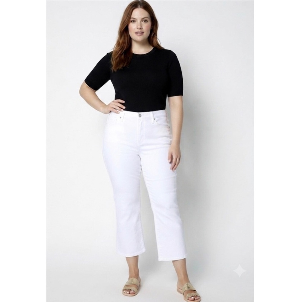 NYDJ Joni Slimming Capri Optic White NWT